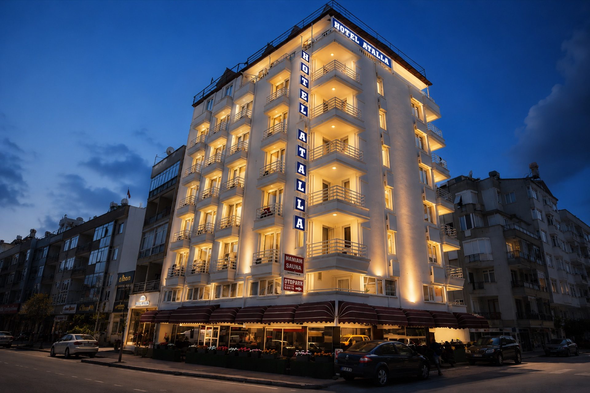 Atalla Hotel Antalya gece